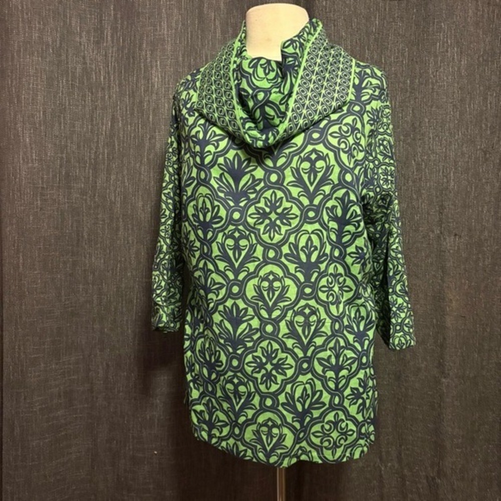 Gretchen Scott Cotton Voile Funnel Top Wall of Secrets Tunic Green/Navy (Large) - Picture 3 of 8